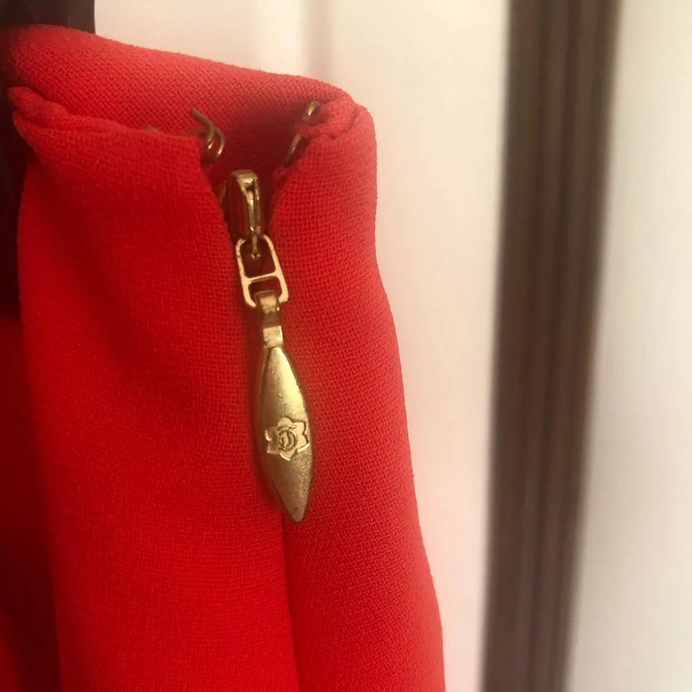 Draper James Skirt, Scalloped Edge Detail, EUC - Picture 5 of 5